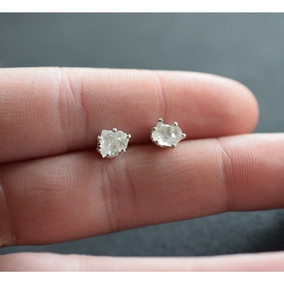 Sterling silver stud earrings, alternative diamond, uncut natural gemsto… - Picture 5 of 5